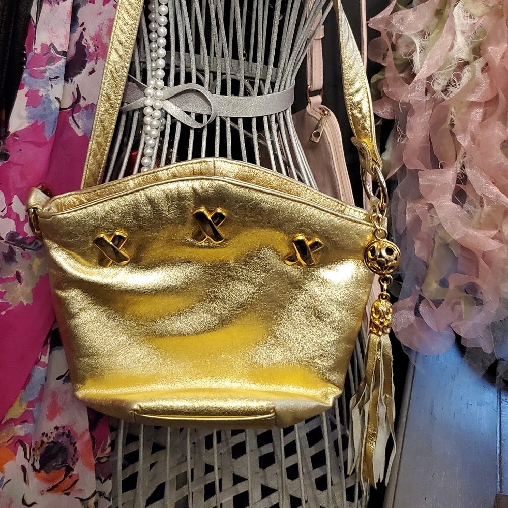 Vintage Gold tassel fringe metallic leather purse